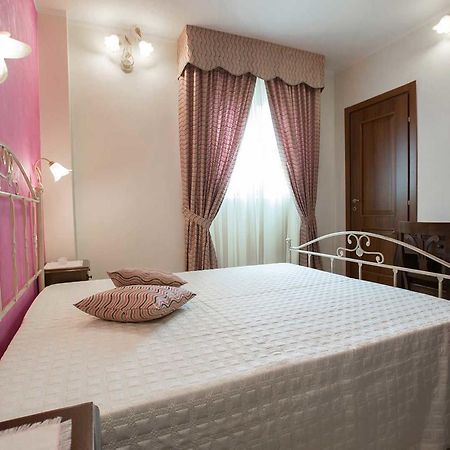 B&B Le Due Gioie Taviano  Exterior foto