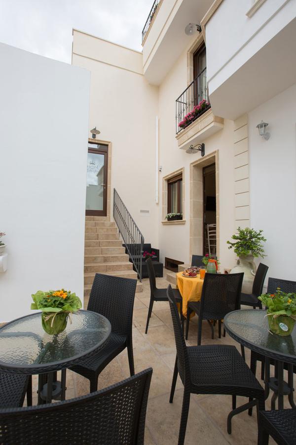 B&B Le Due Gioie Taviano  Exterior foto