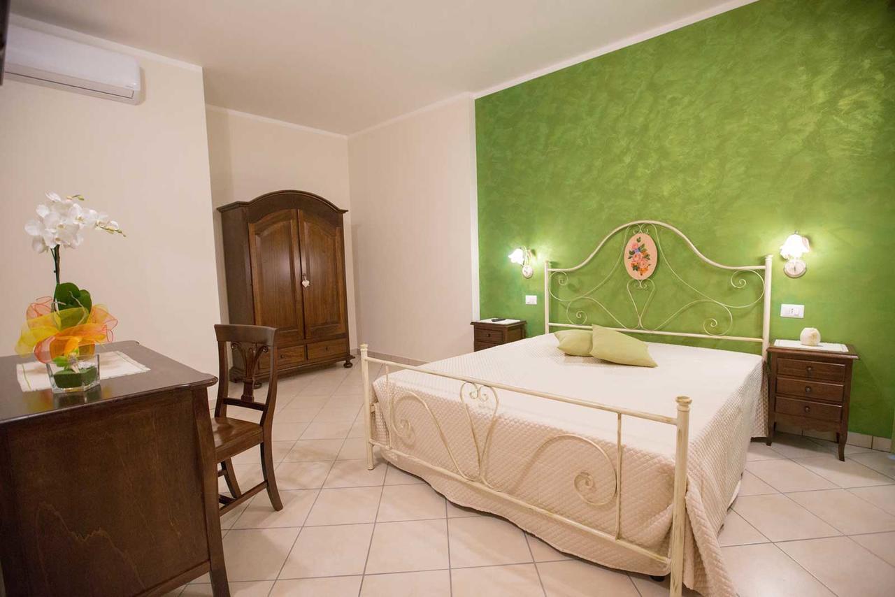 B&B Le Due Gioie Taviano  Exterior foto