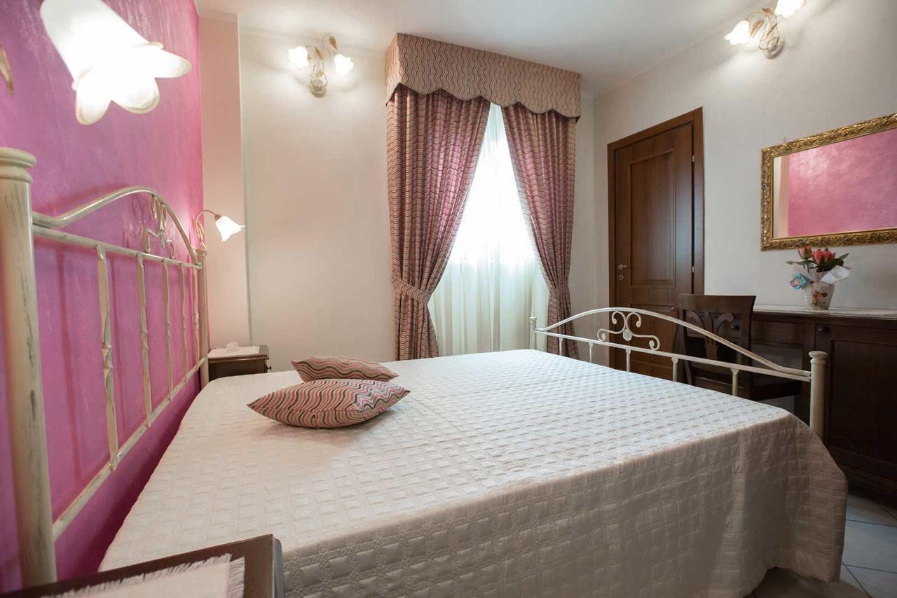 B&B Le Due Gioie Taviano  Exterior foto